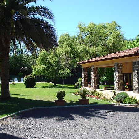 Las Acacias - Posada De Campo ビジャ・ヘネラル・ベルグラーノ エクステリア 写真